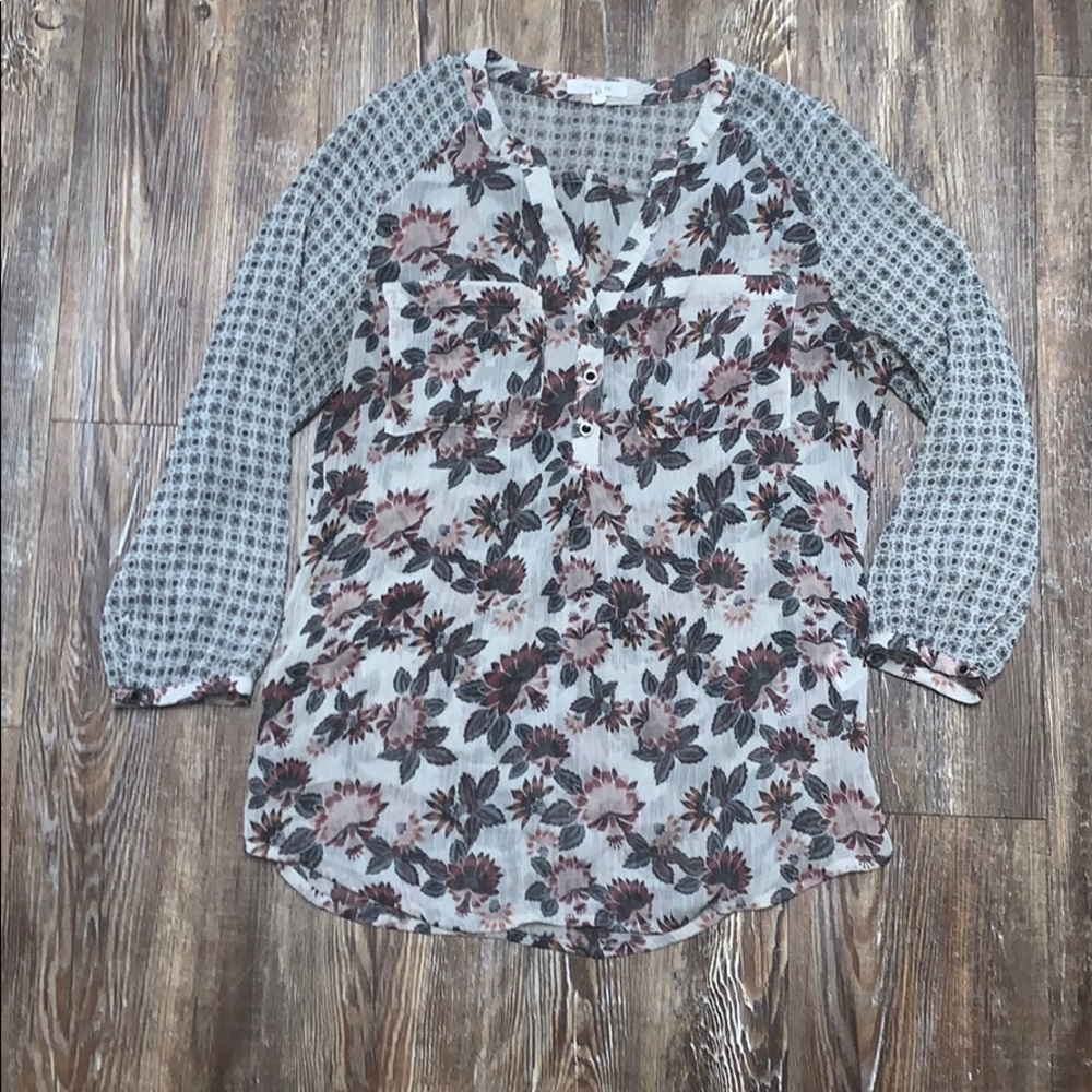 Maurices Blouse .. Small !